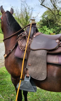 Silla Cienaguera Vaquería Mesace Impermeable y resistente. Tierragro